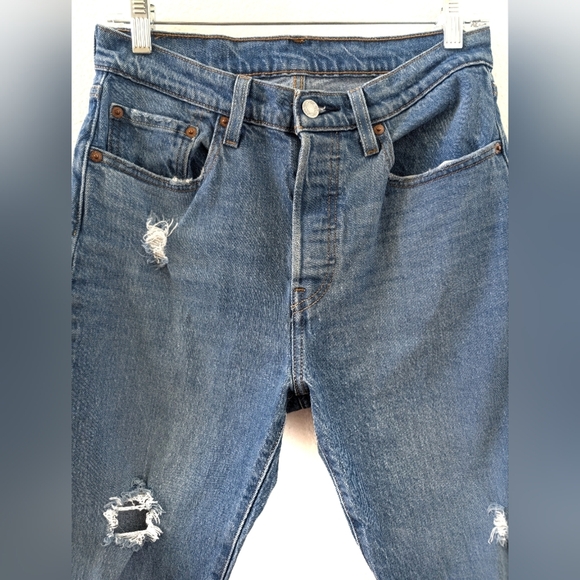 Levi's 501 Button Fly High Rise Cropped 27 Distressed Denim - Picture 2 of 6